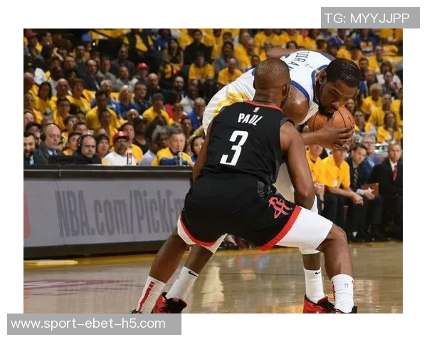 热火与骑士对决裁判报告揭示漏判与争议判罚的真相分析